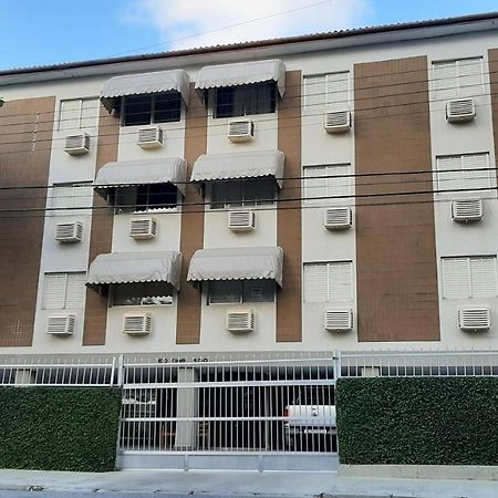 Lindo Apartamento Enseada Гуаружа Экстерьер фото