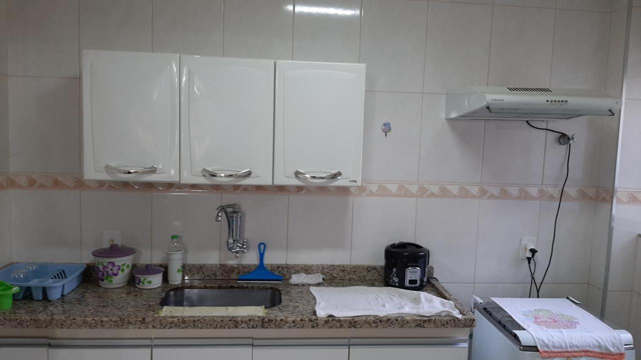 Lindo Apartamento Enseada Гуаружа Экстерьер фото