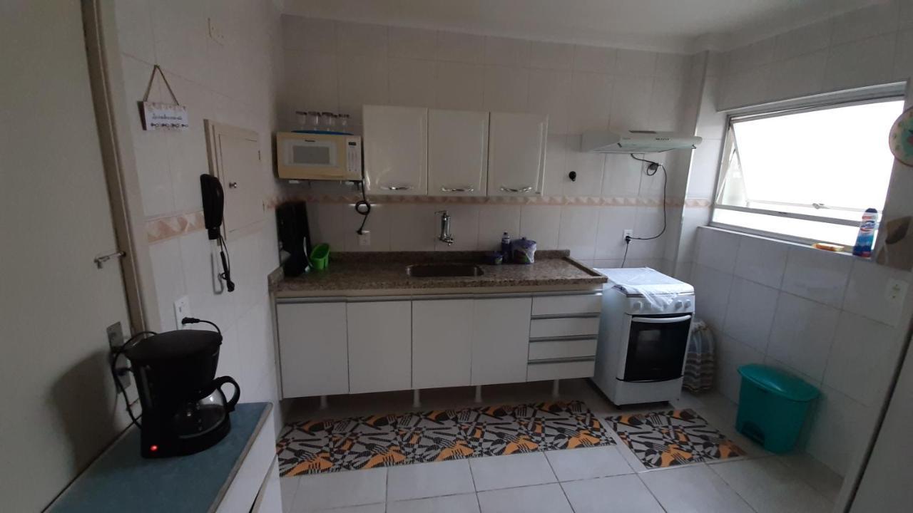 Lindo Apartamento Enseada Гуаружа Экстерьер фото